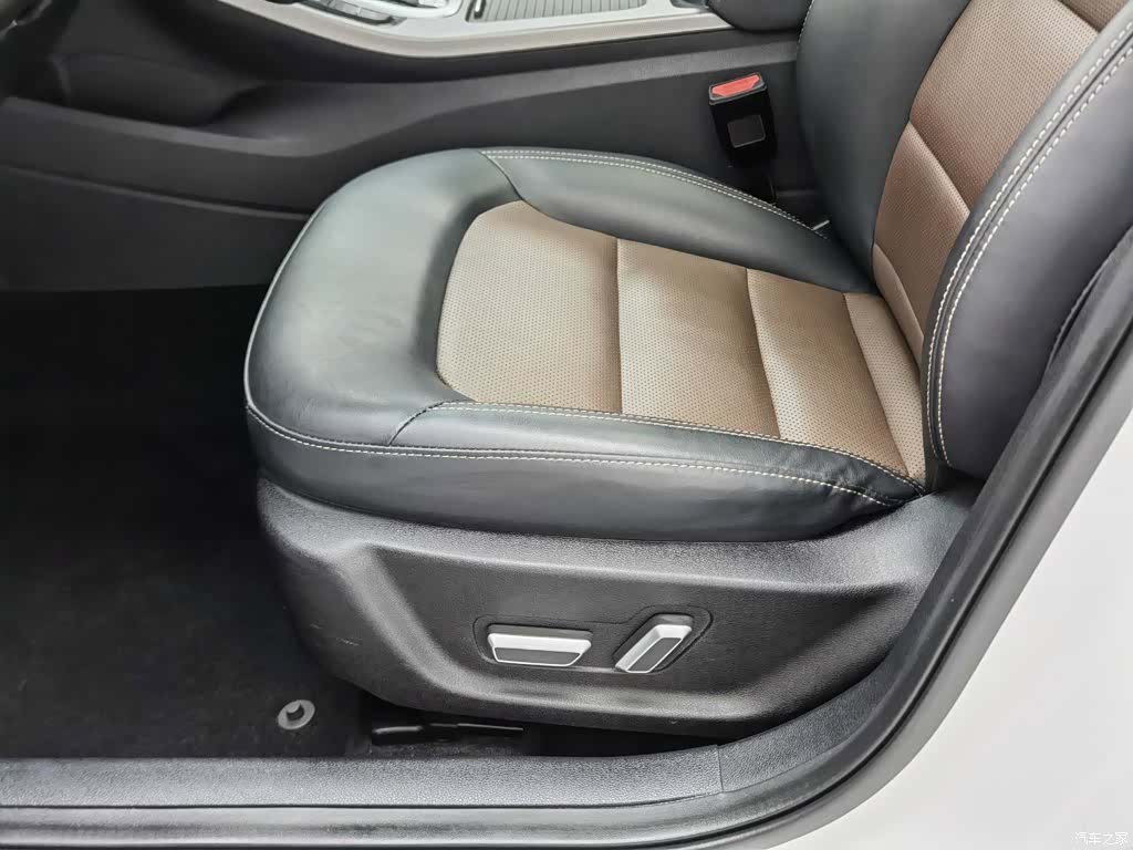 Geely Emgrand, 2018 20