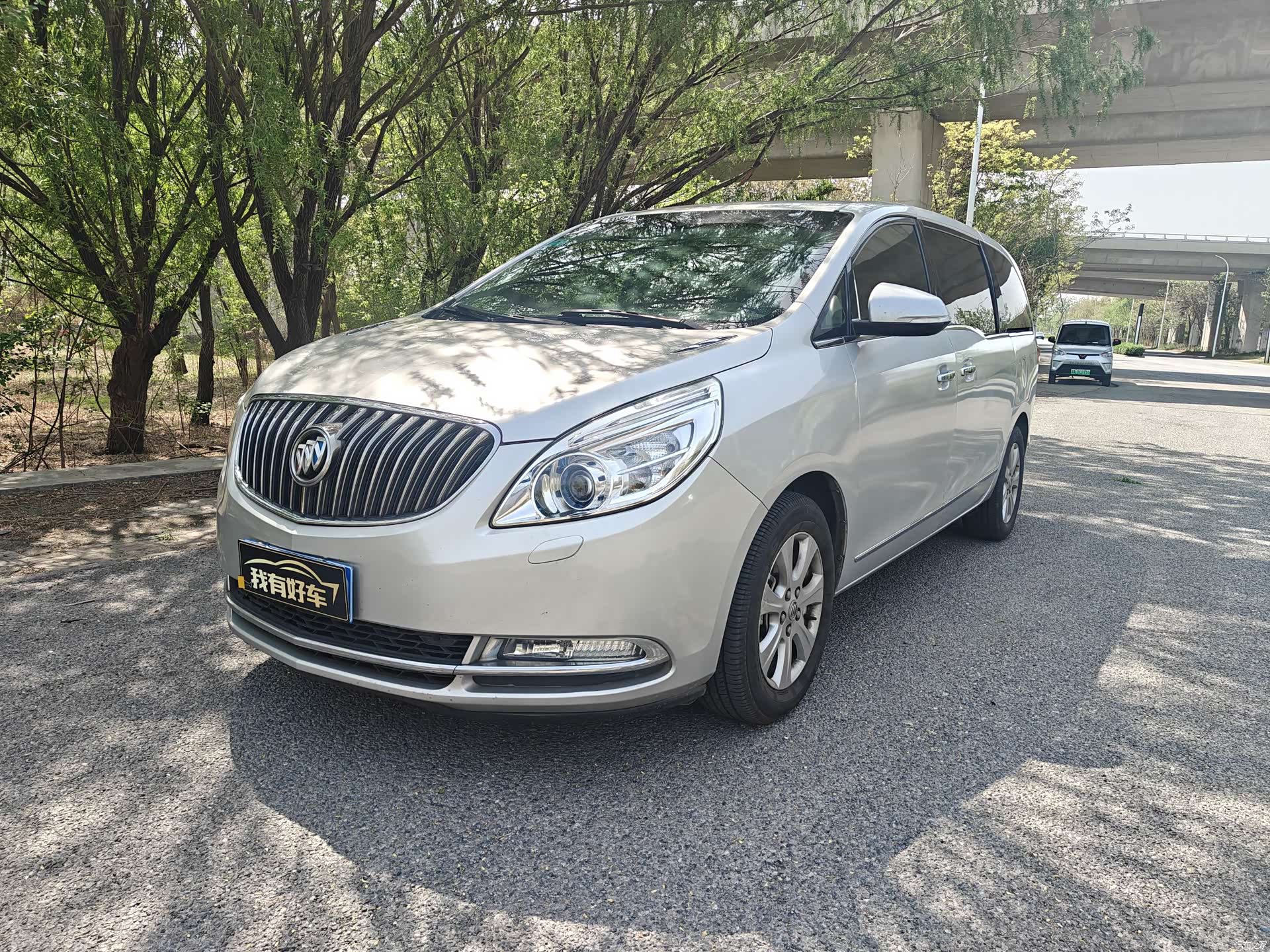 Buick GL8, 2015 1