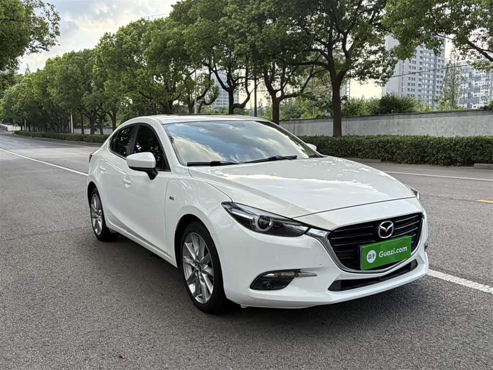 Mazda 3 Angkesaila