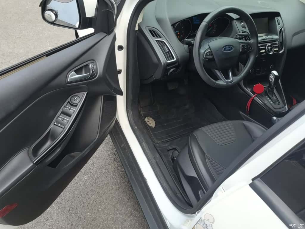 Ford Focus, 2017 16