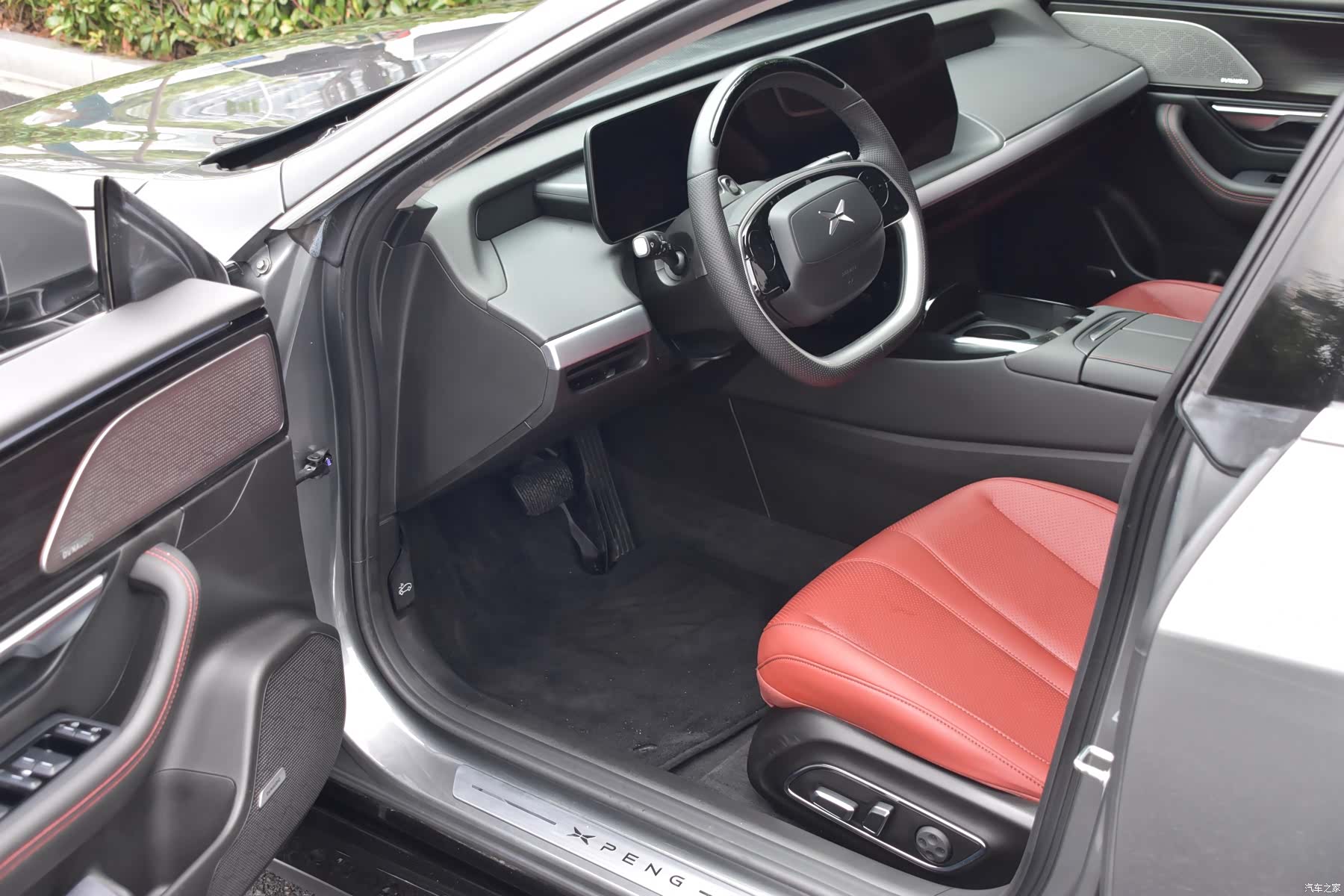 Xpeng P7, 2021 8
