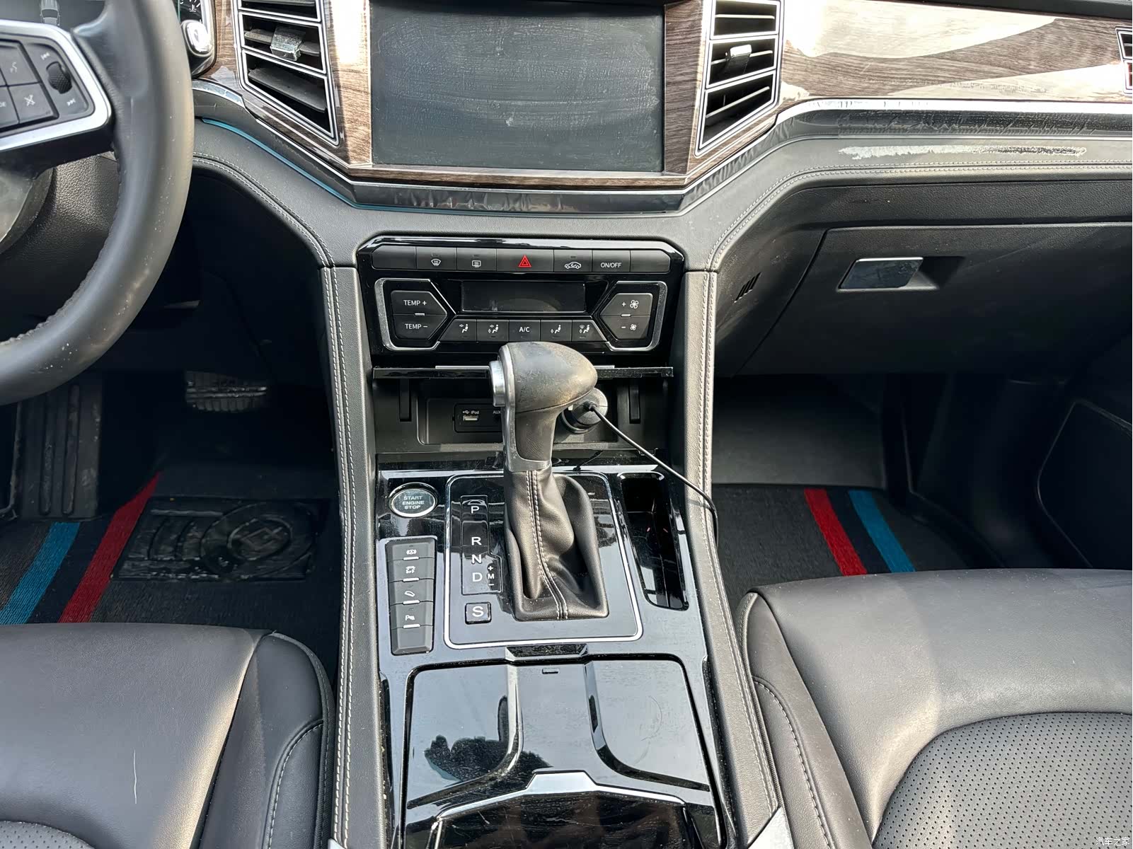 Zotye X7, 2017 8