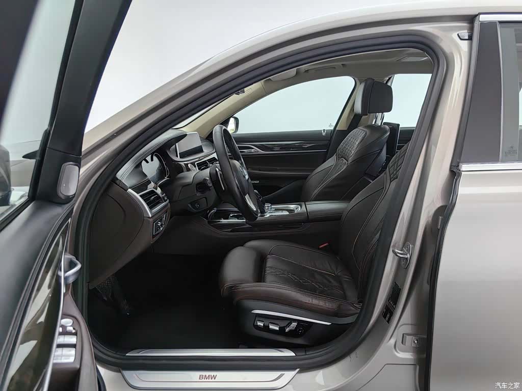 BMW 7 Series, 2017 10