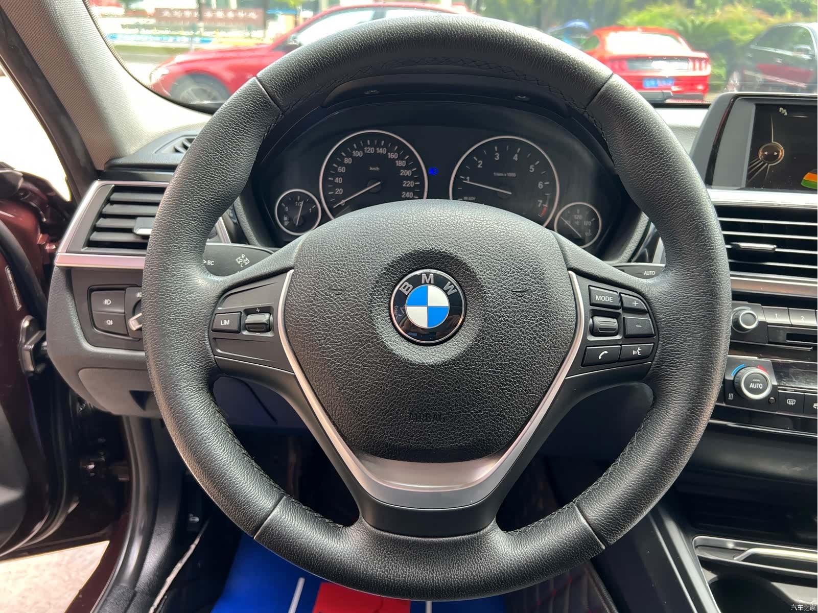BMW 3 Series, 2017 все фото