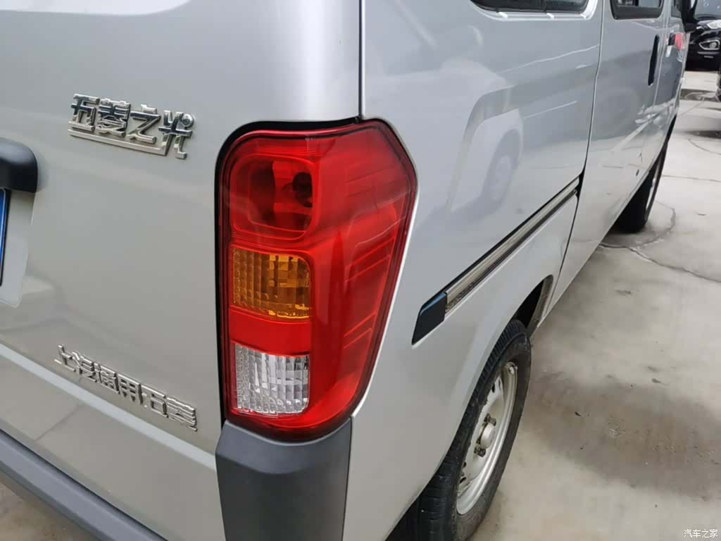 Wuling VI, 2022 8