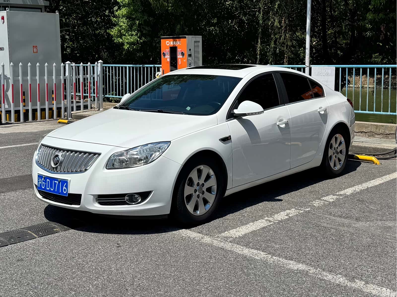 Buick Regal, 2013 1