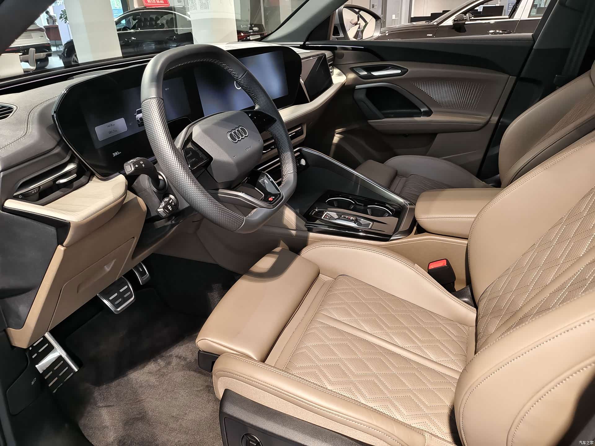 Audi Q5L, 2025 все фото