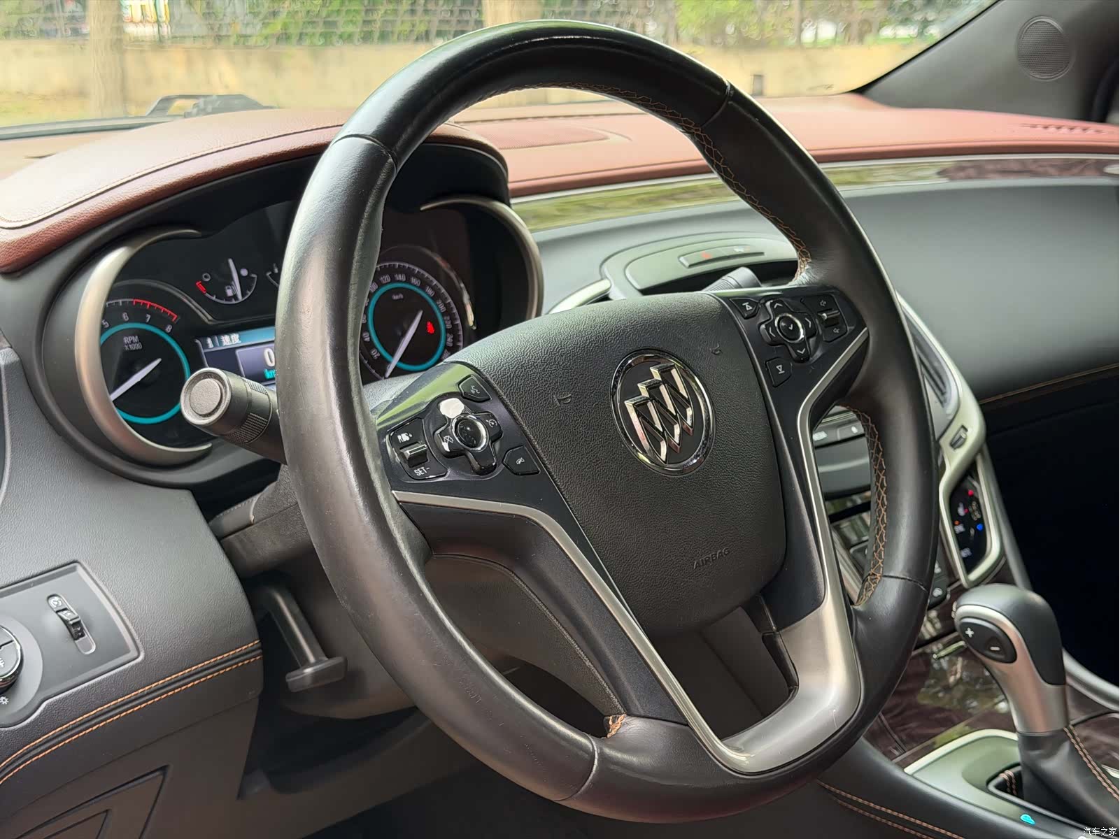 Buick LaCrosse, 2015 10