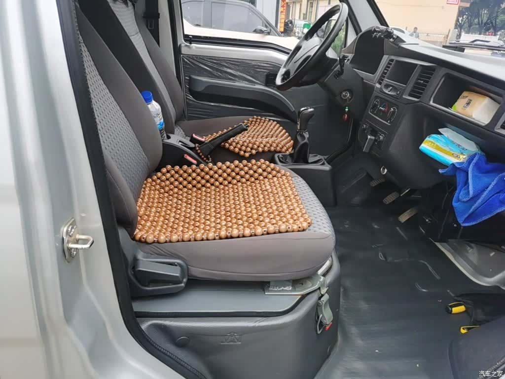 Wuling VI, 2022 25