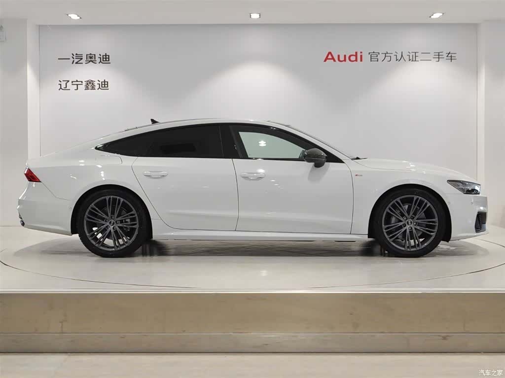 Audi A7, 2024 3