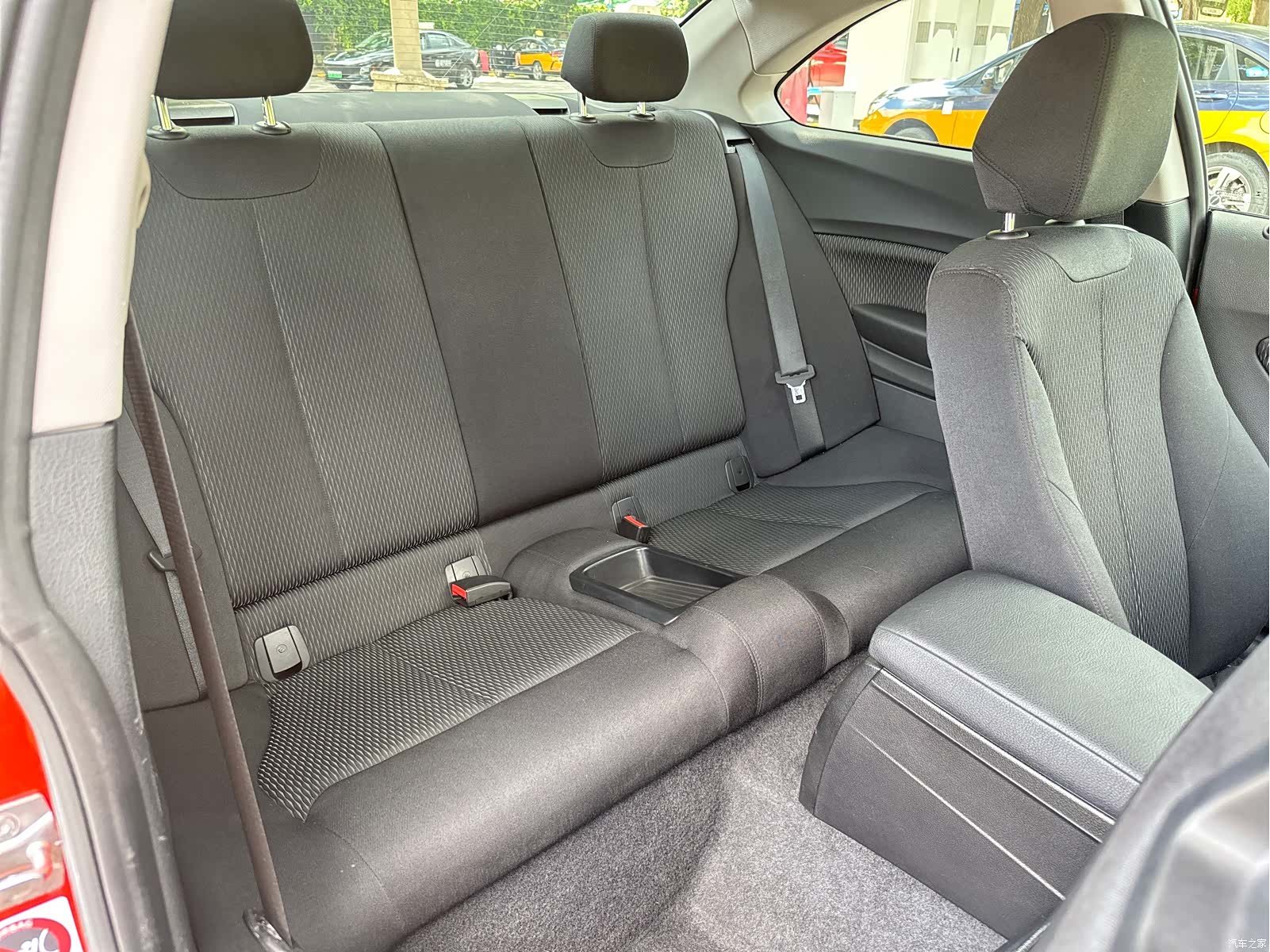 BMW 2 Series, 2015 32