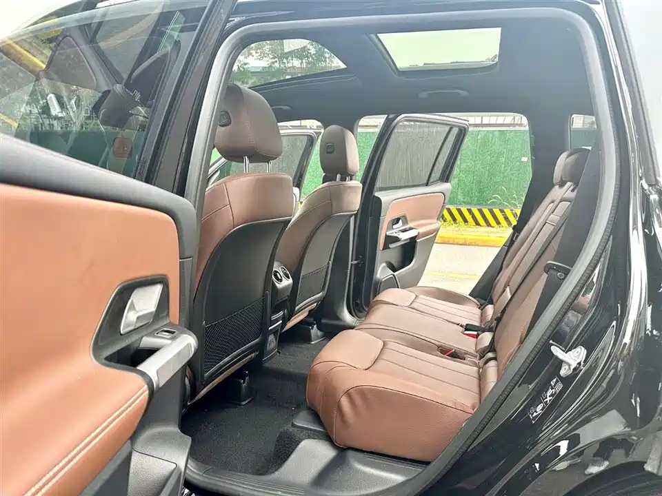 Mercedes-Benz GLB Mercedes-Benz GLB