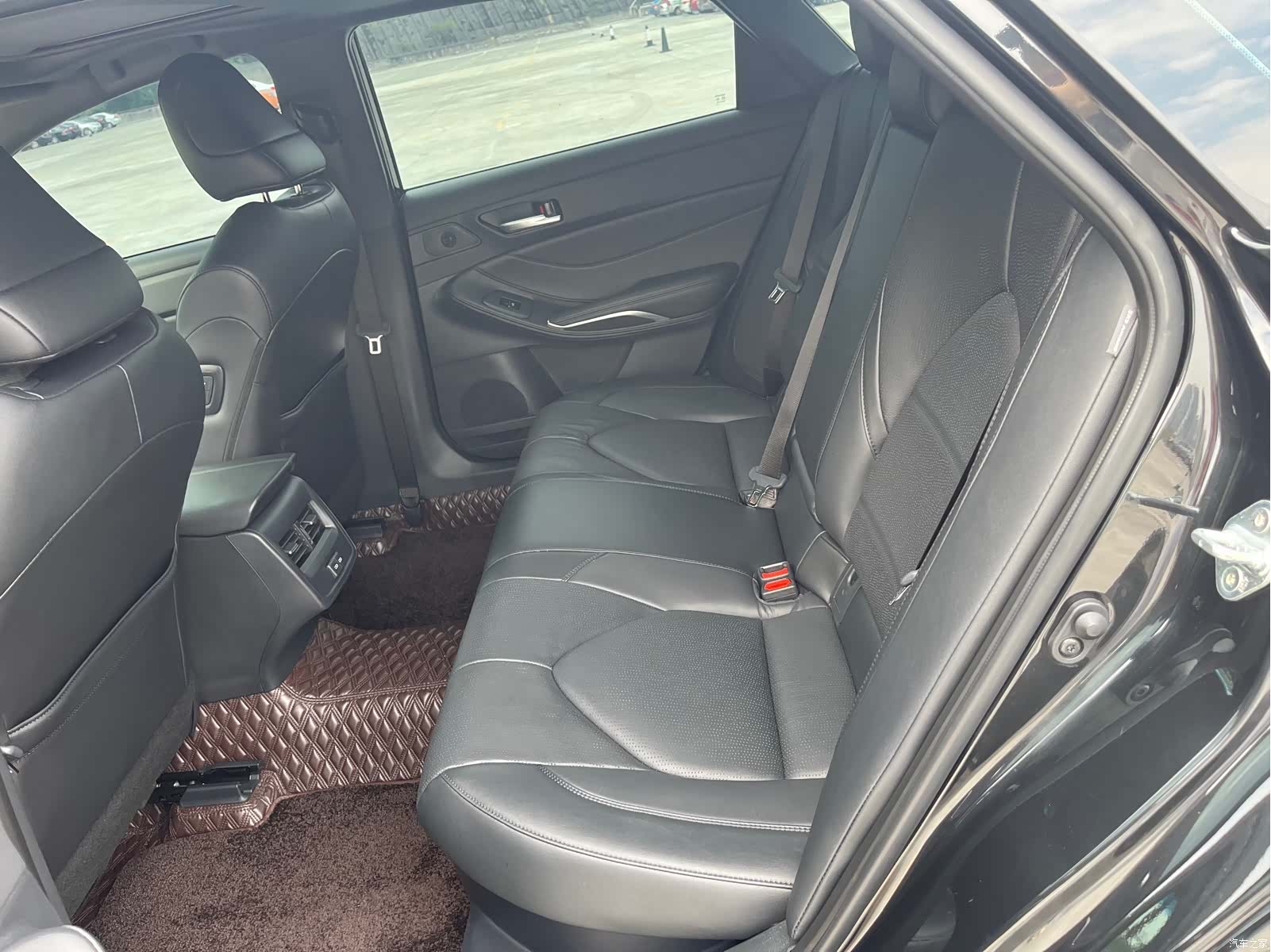 Toyota Avalon, 2023 6