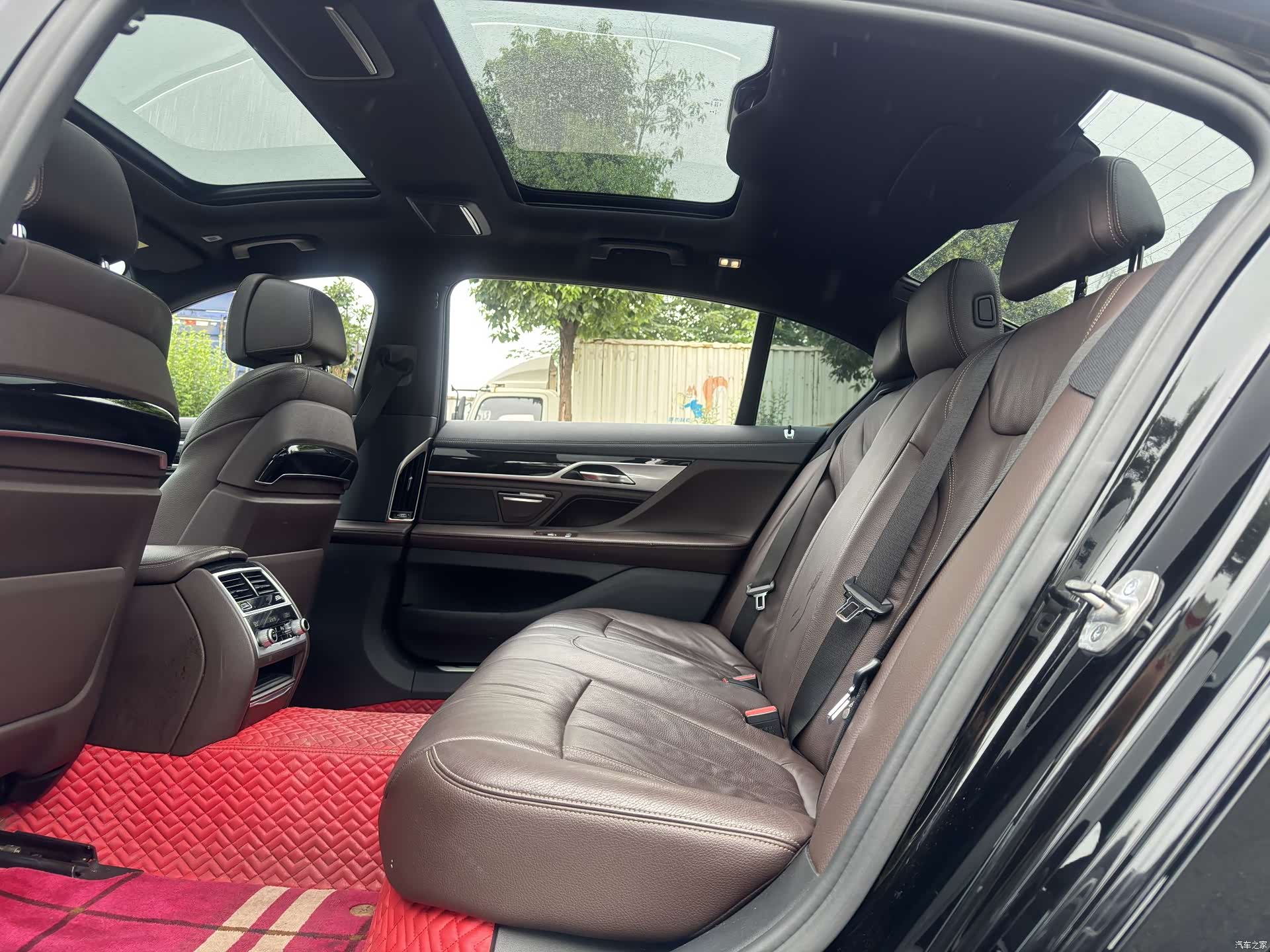 BMW 7 Series, 2018 10