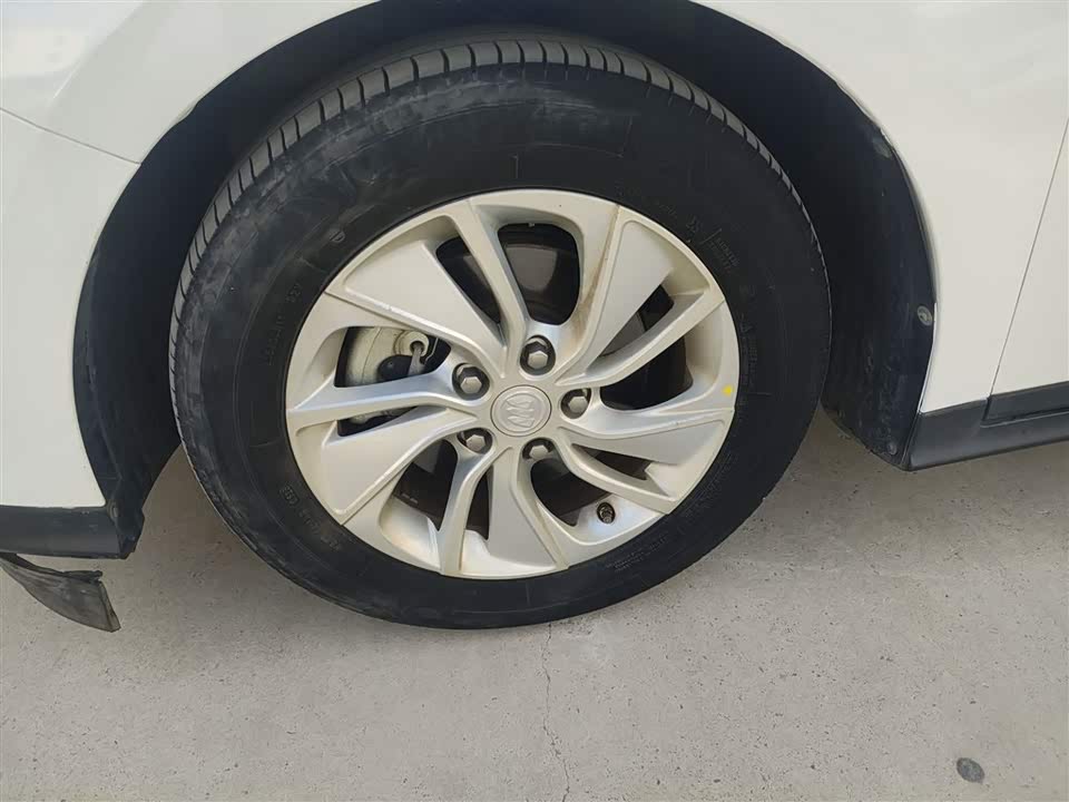 Buick Slightly blue 6