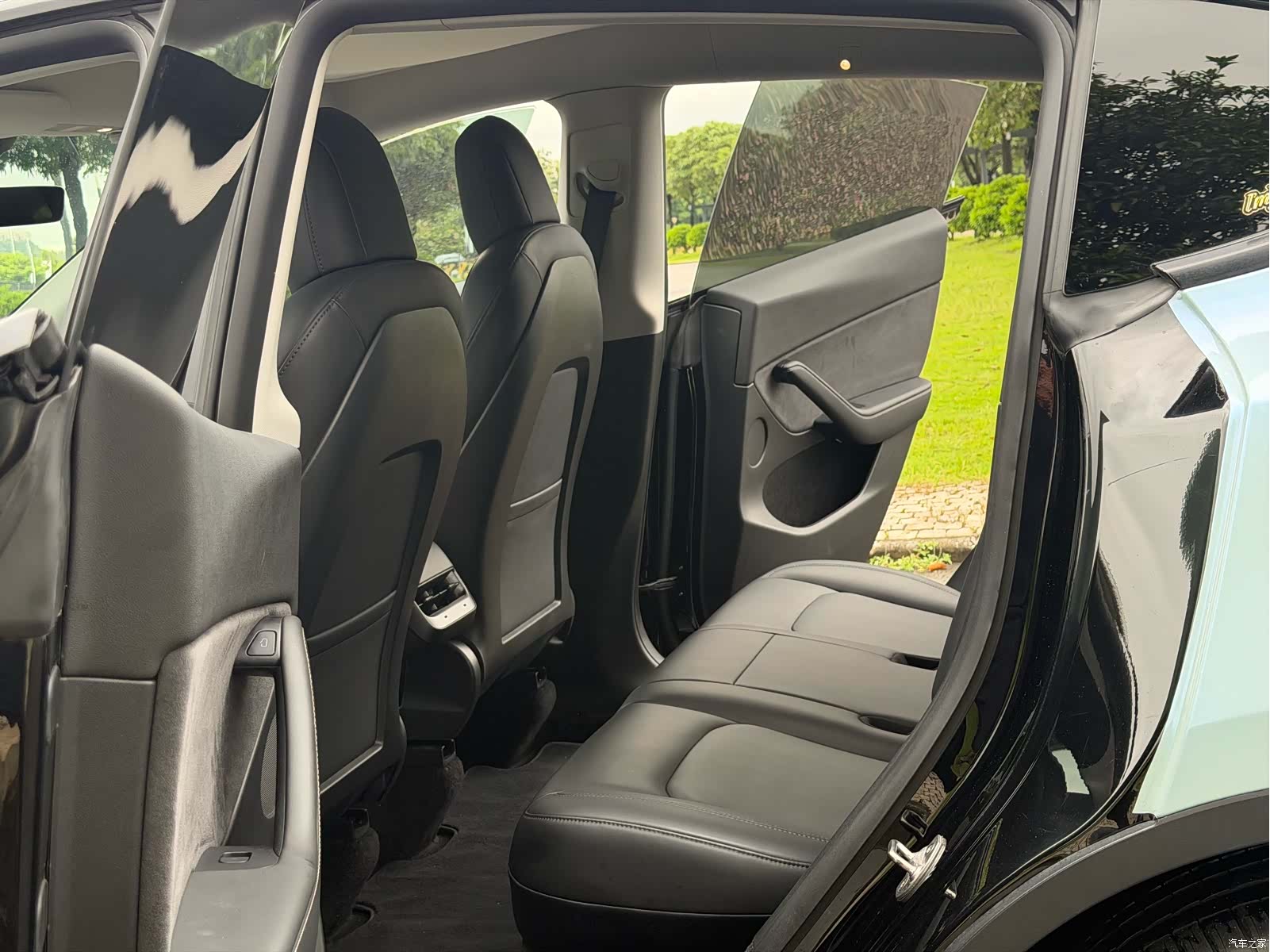 Tesla Model Y, 2021 8