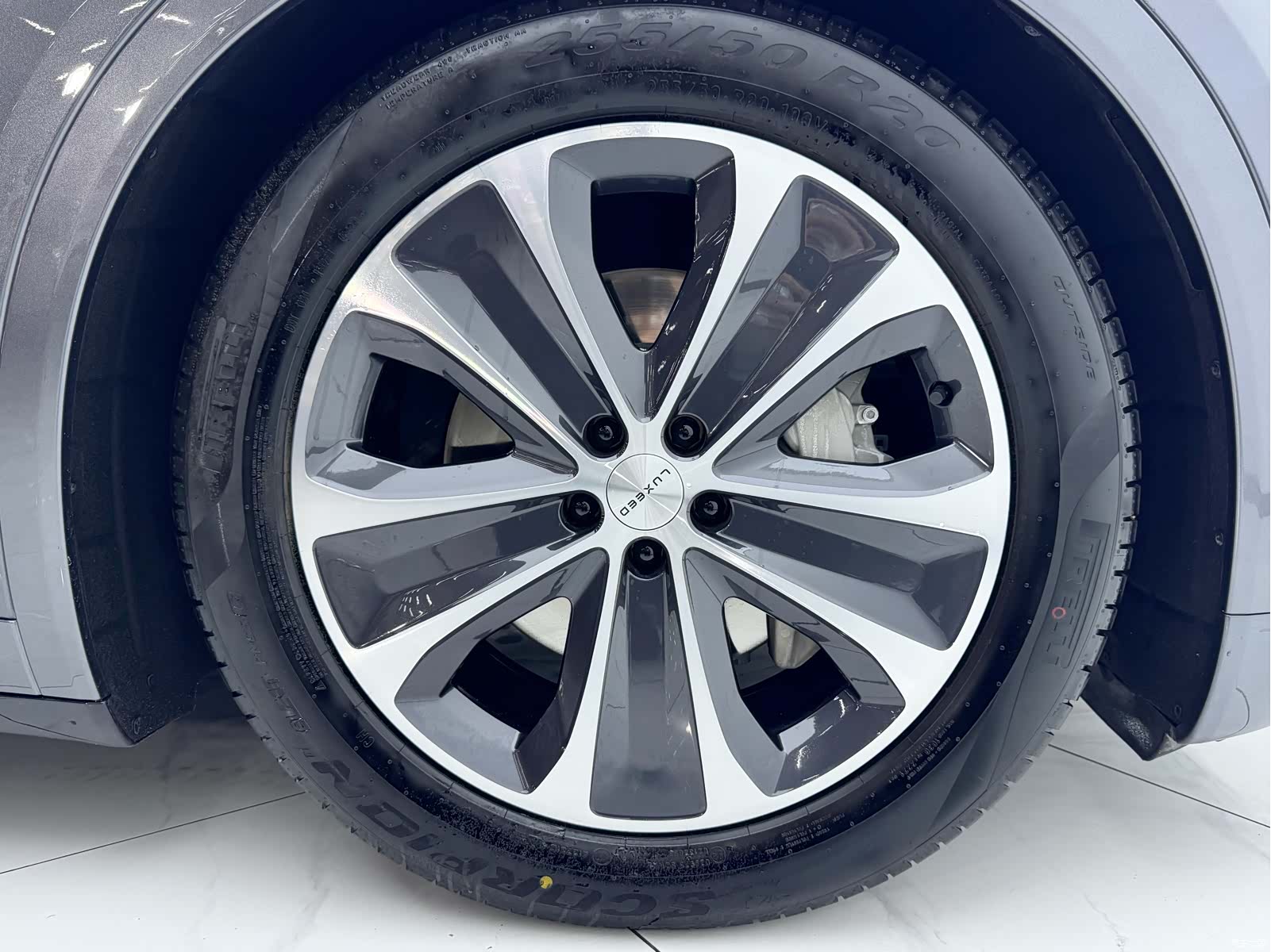 Luxeed R7, 2025 18