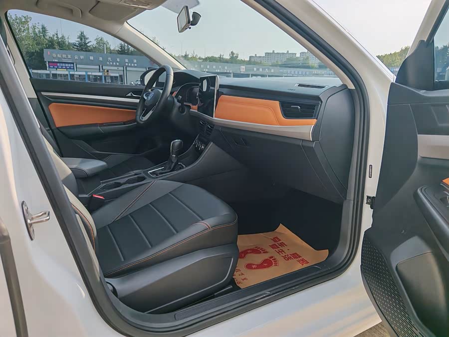 Volkswagen Bora 2025, фото 9