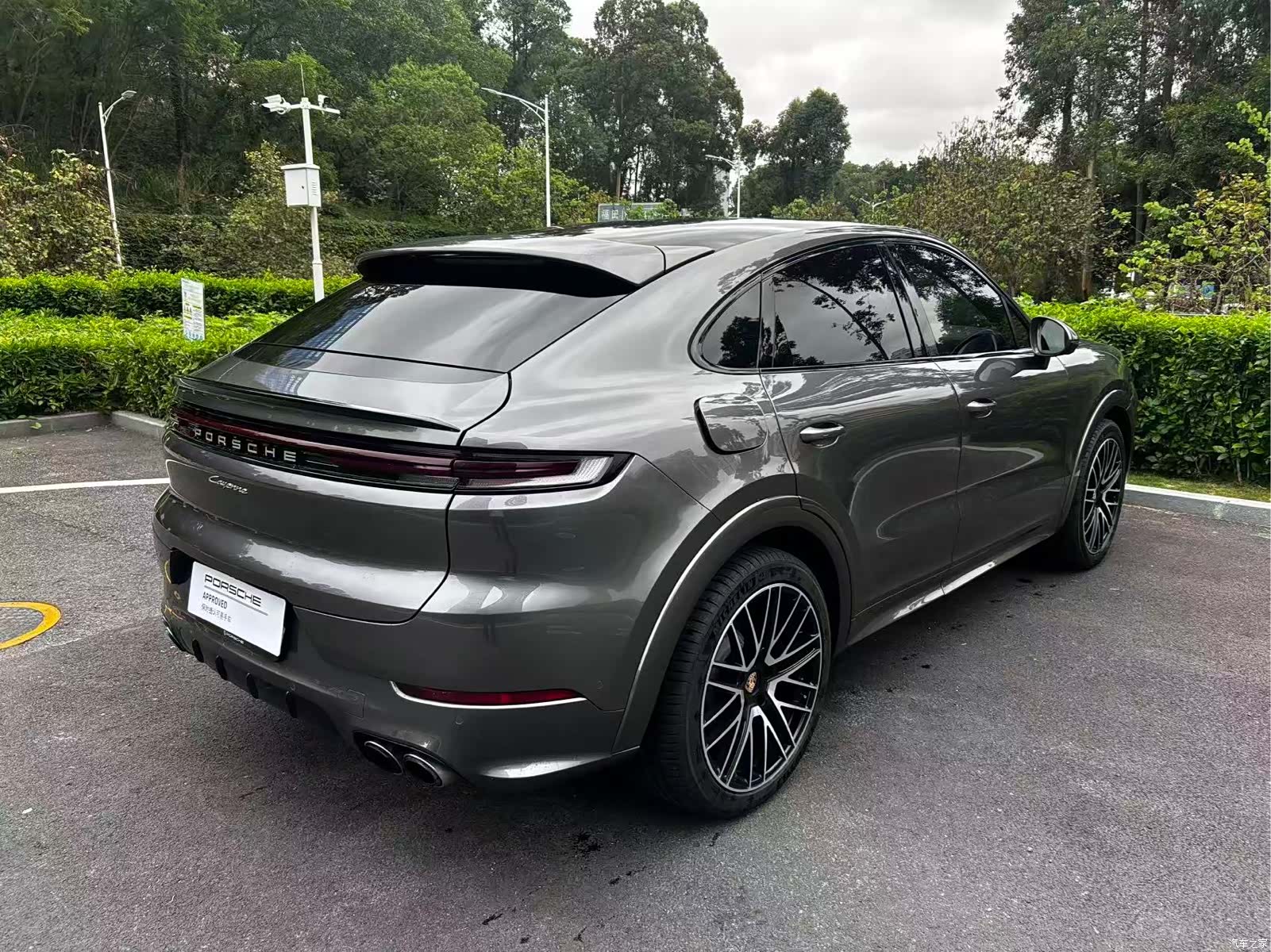 Porsche Cayenne, 2023 10