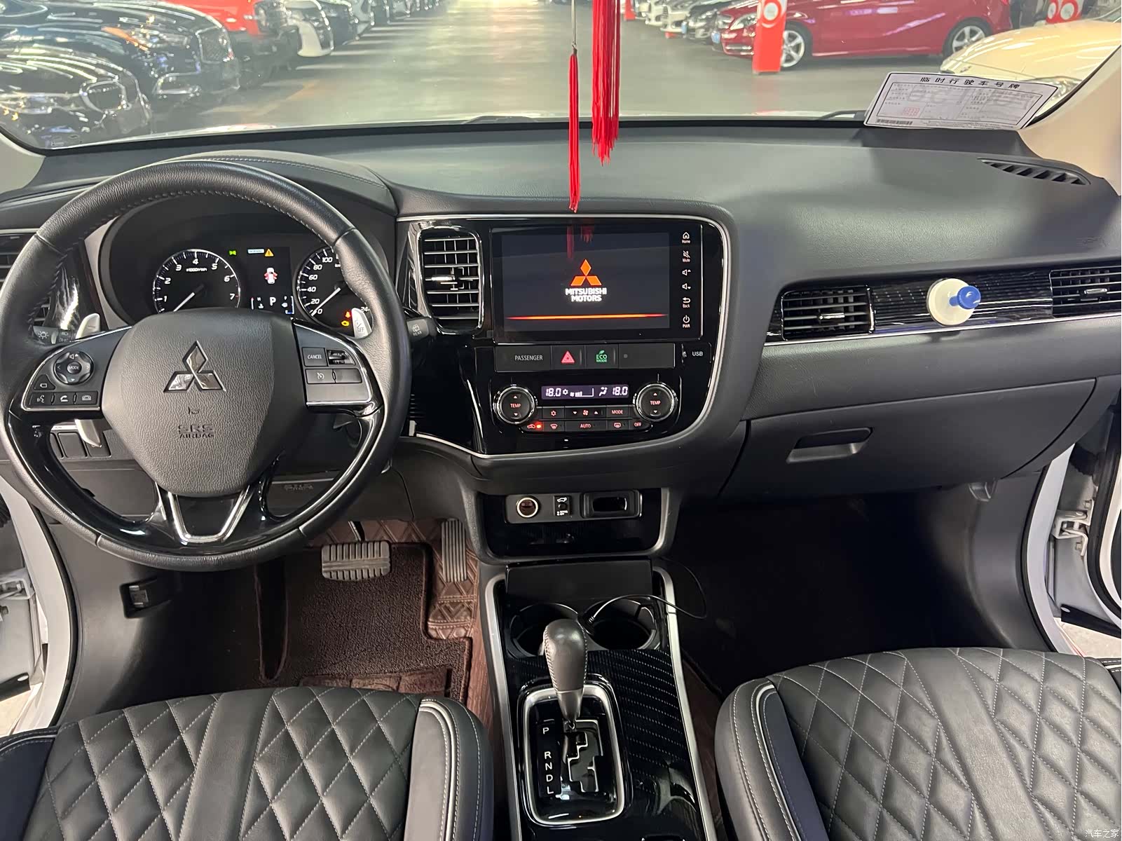 Mitsubishi Outlander, 2021 15