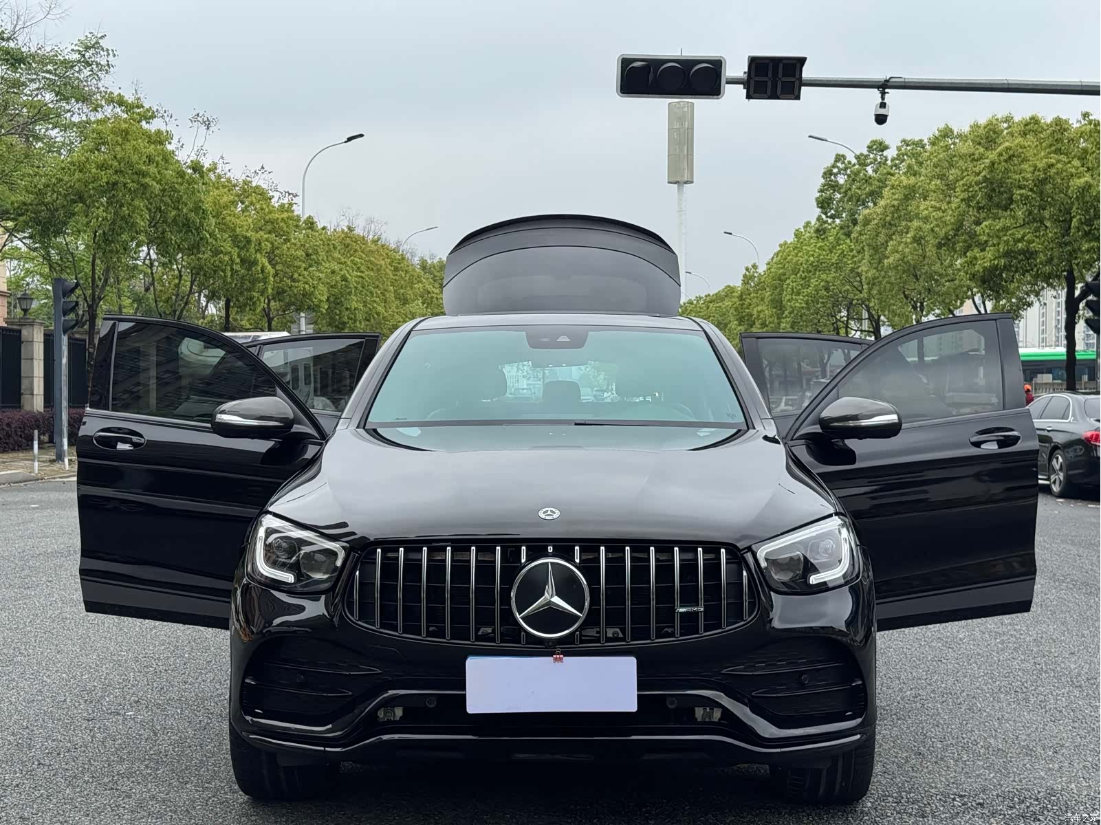 Mercedes-Benz GLC, 2020 19