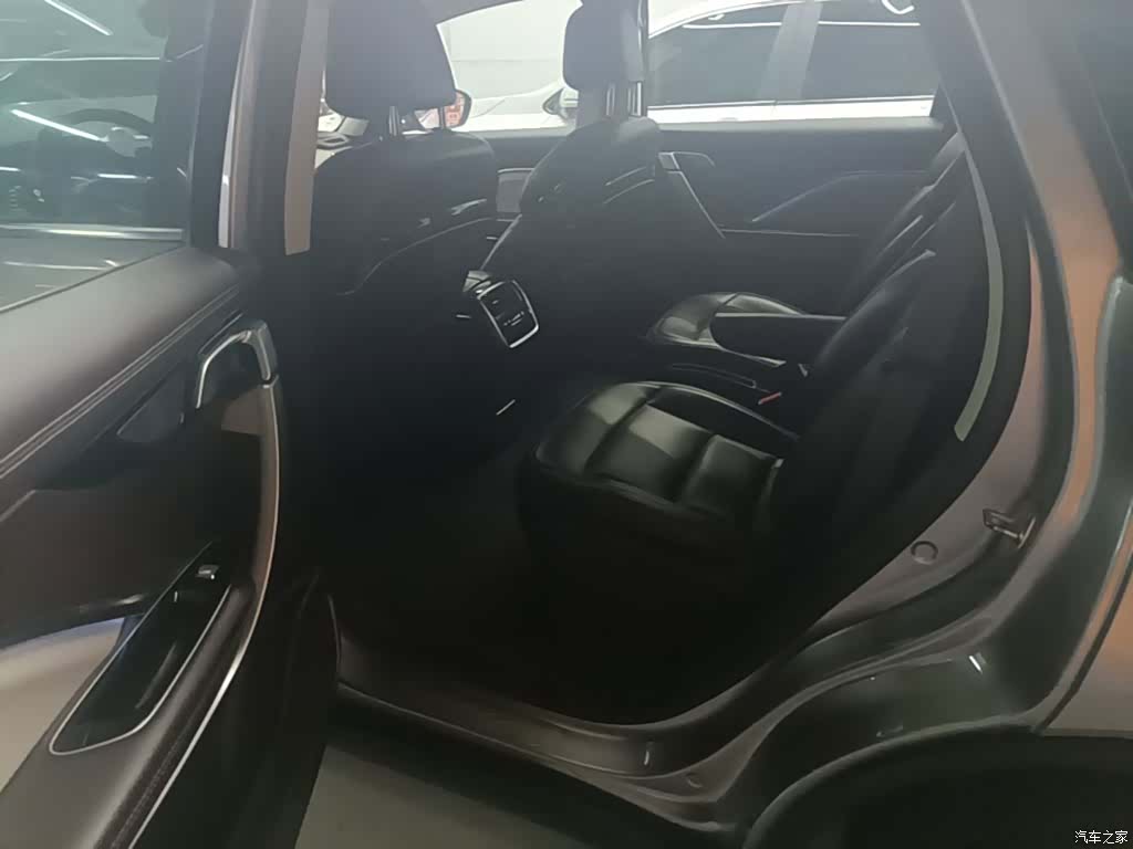 Geely Jiaji, 2019 17