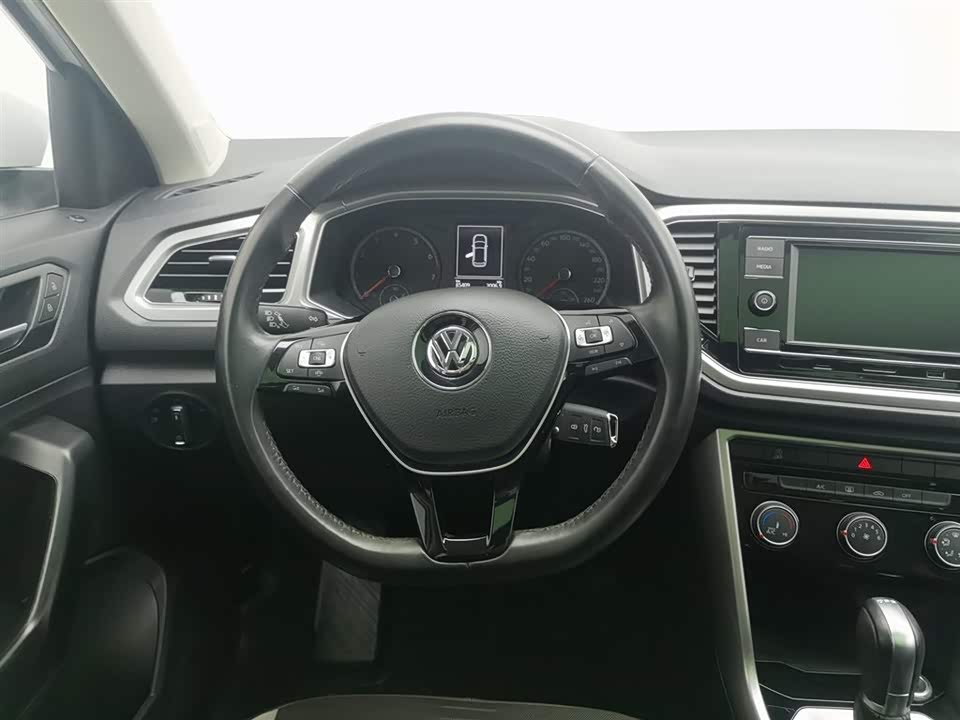Volkswagen T-ROC exploring Songs