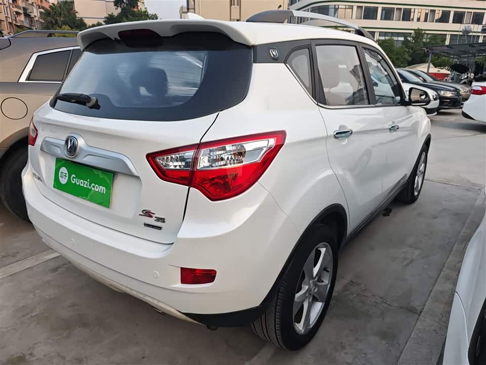 Changan CS35