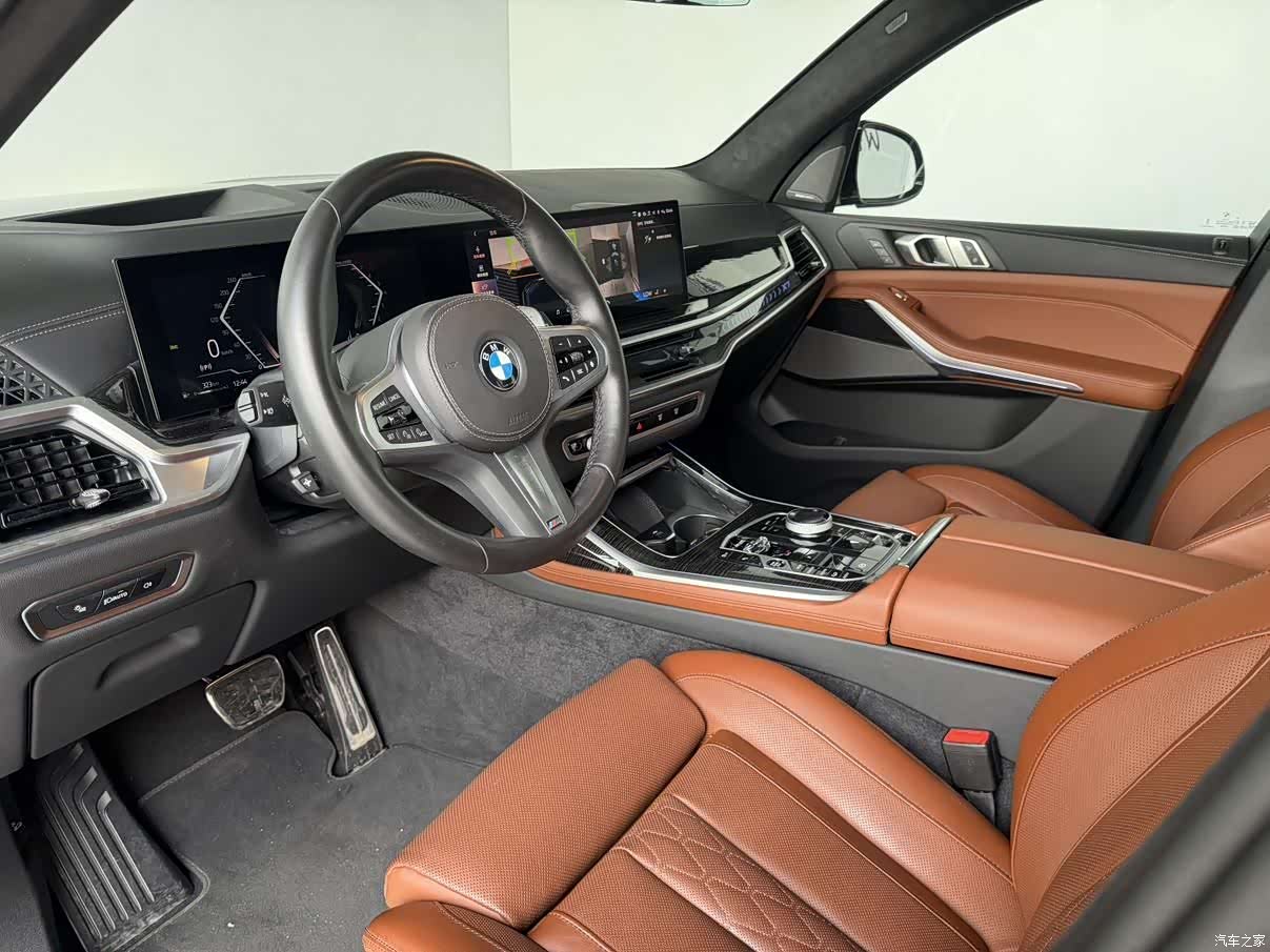 BMW X7, 2025 все фото