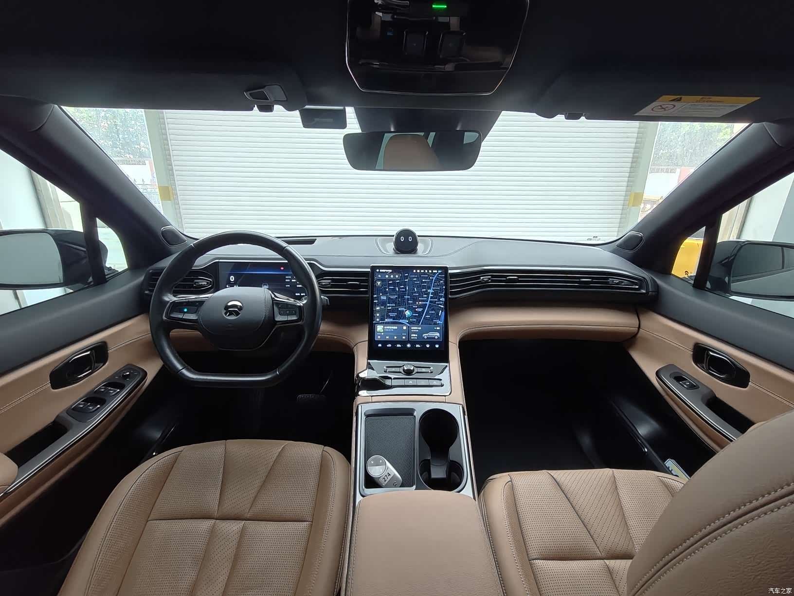 NIO ES8, 2021 13