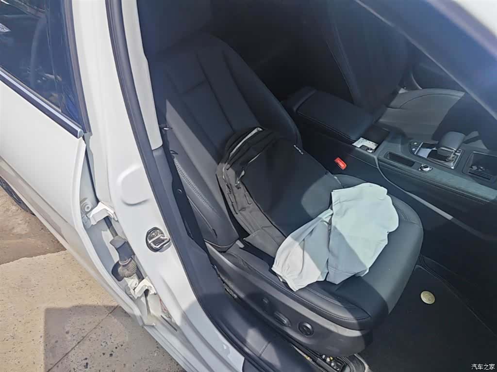 Audi A4L, 2022 25