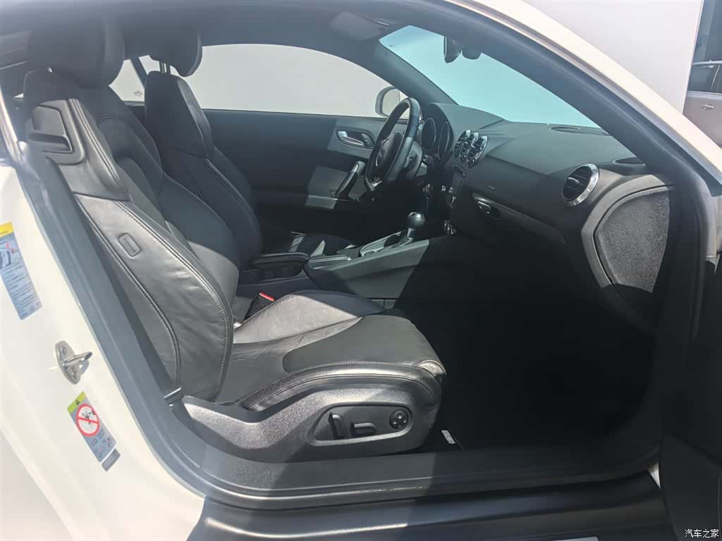 Audi TT, 2015 6