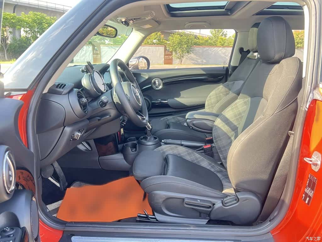 Mini Cooper, 2019 18