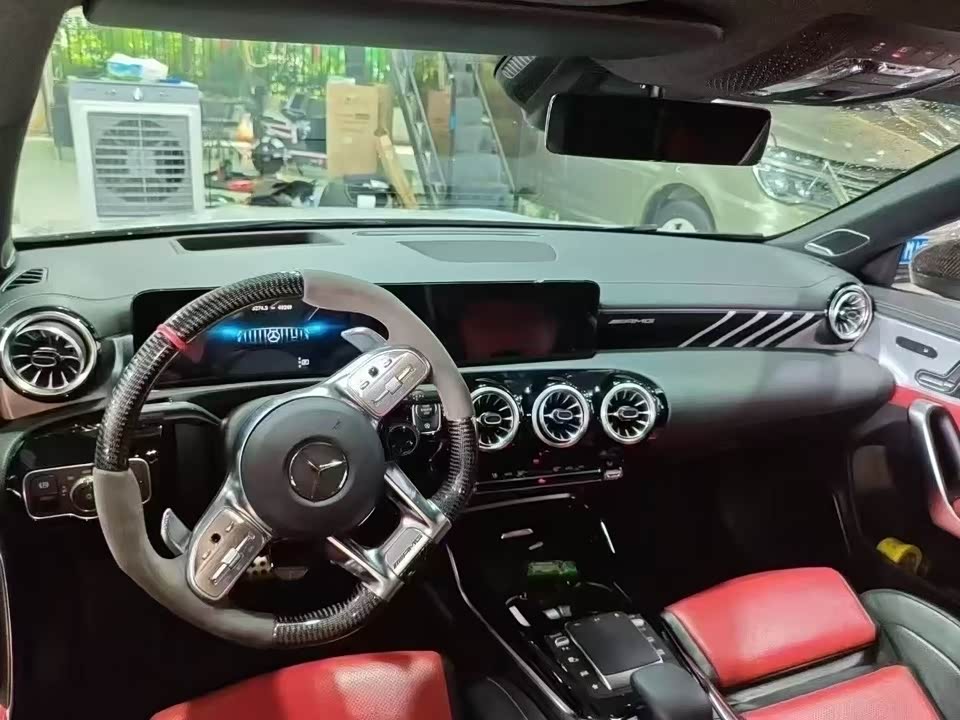 Mercedes-Benz CLA AMG