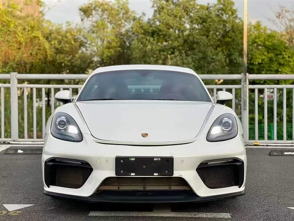Porsche 718