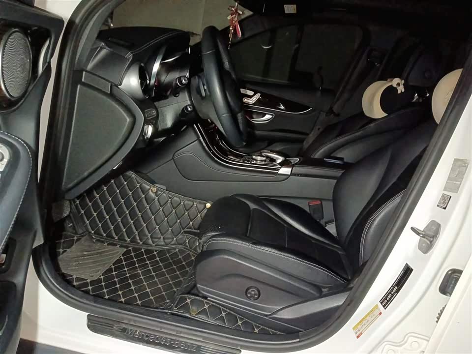 Mercedes-Benz GLC Mercedes-Benz GLC