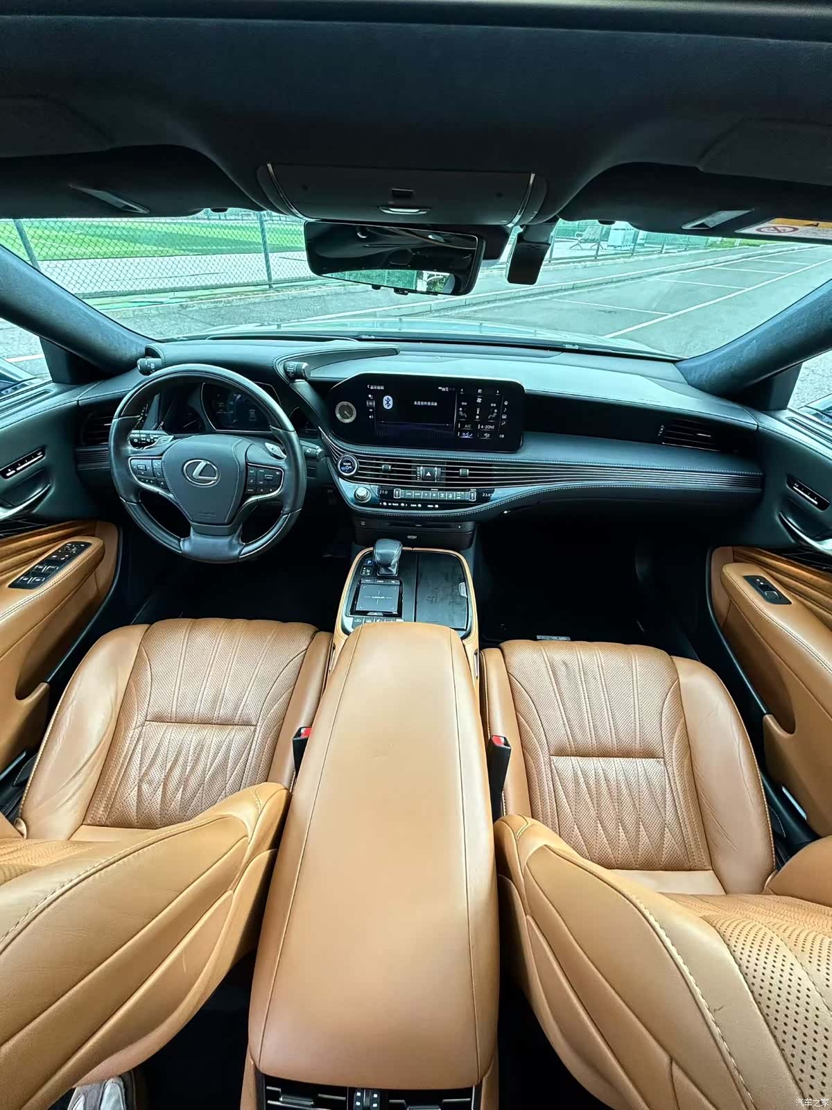 Lexus LS, 2021 7