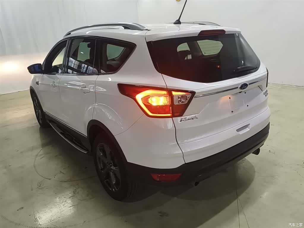 Ford Kuga, 2019 все фото