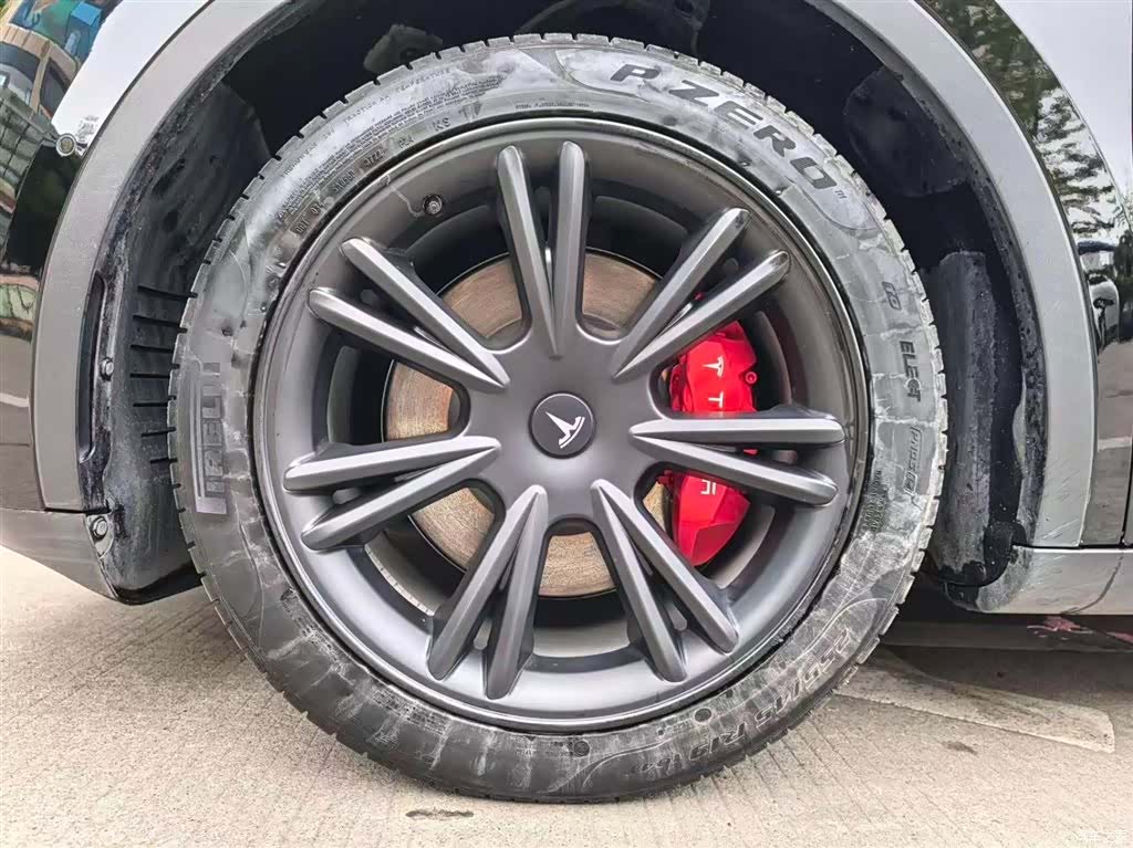 Tesla Model Y, 2022 13
