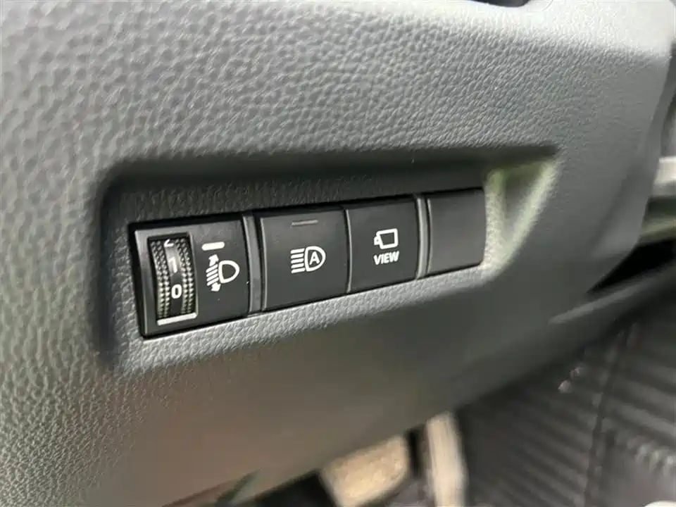 Toyota RAV4 Rongfang