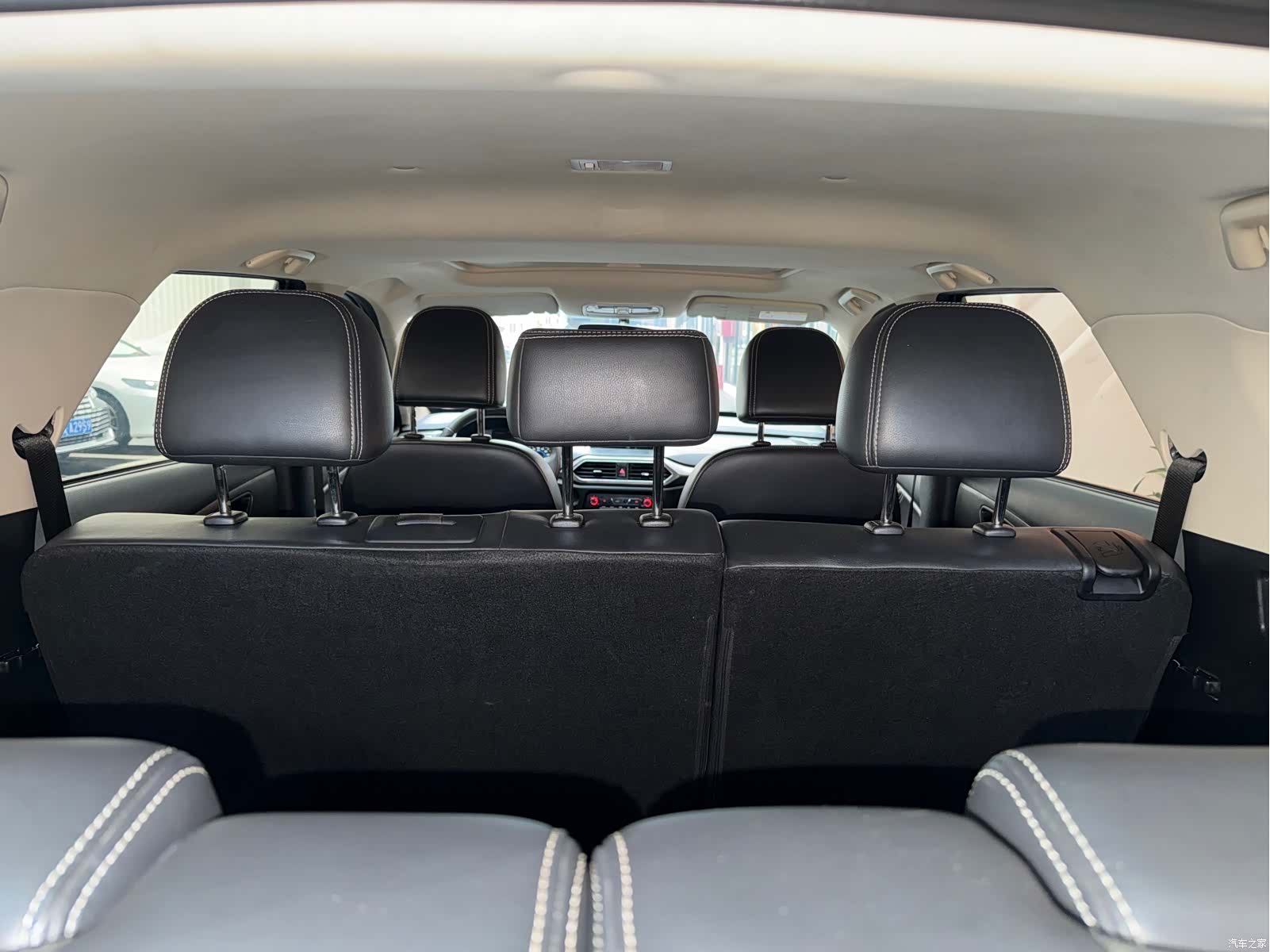 DongFeng S560, 2019 9