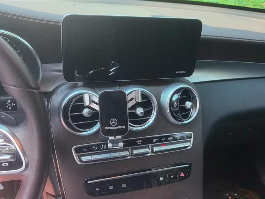Mercedes-Benz GLC Mercedes-Benz GLC
