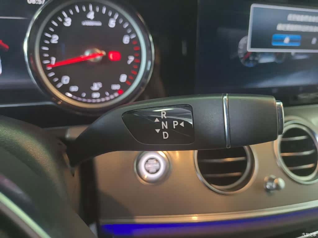 Mercedes-Benz E-Class, 2017 14