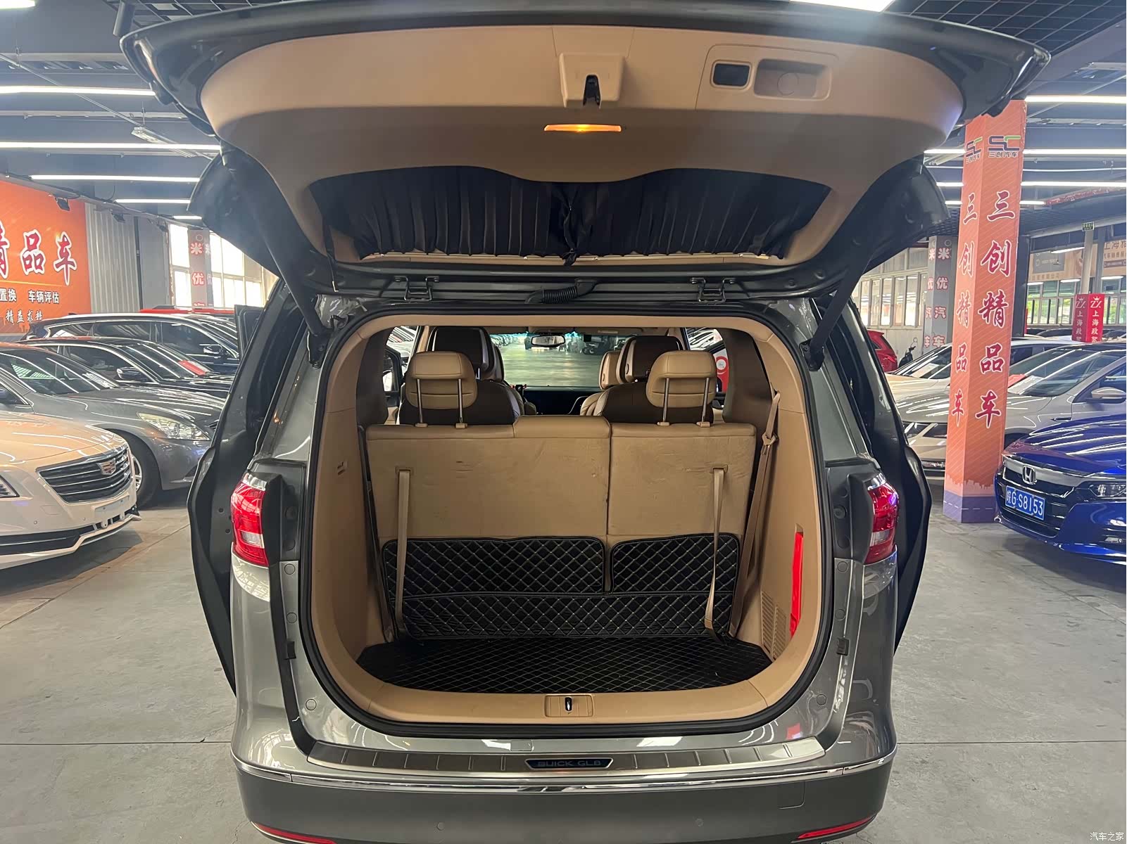 Buick GL8, 2019 14