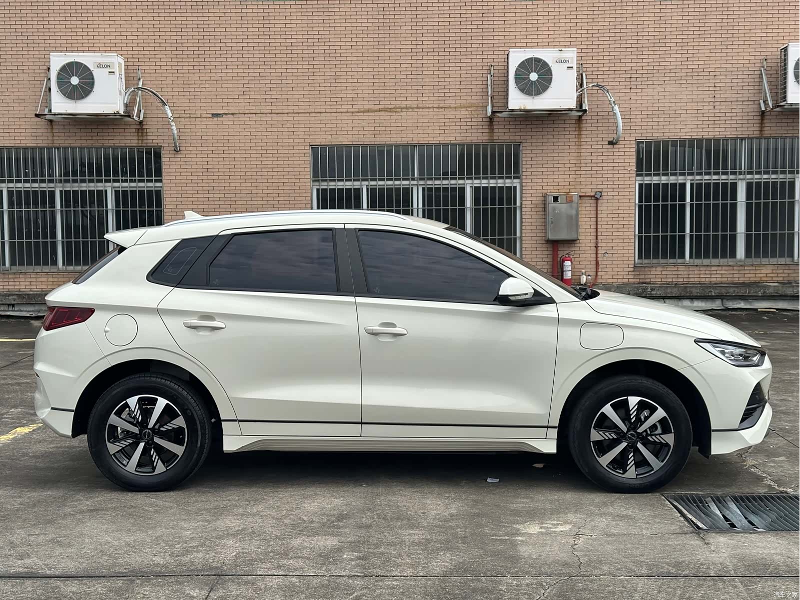 BYD E2, 2023 4