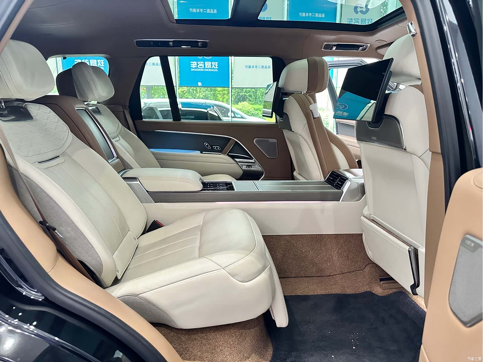 Land Rover Range Rover, 2024 13