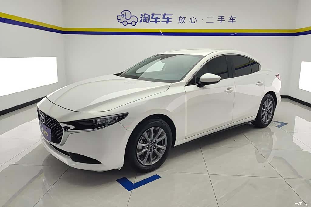 Mazda Mazda3, 2022 1