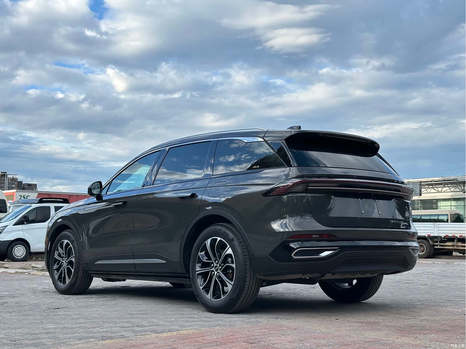 Lincoln Nautilus, 2024 16