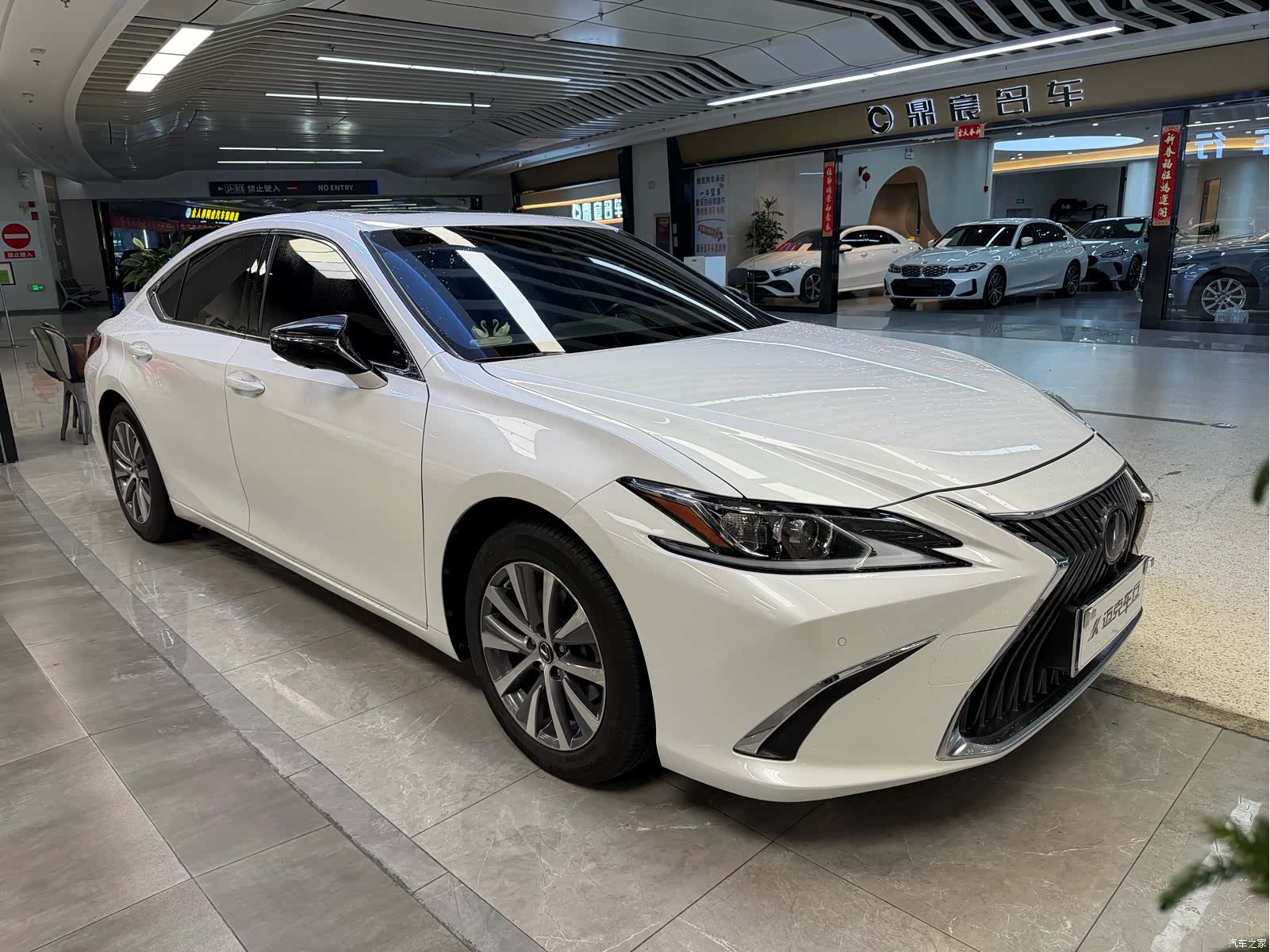 Lexus ES, 2020 6
