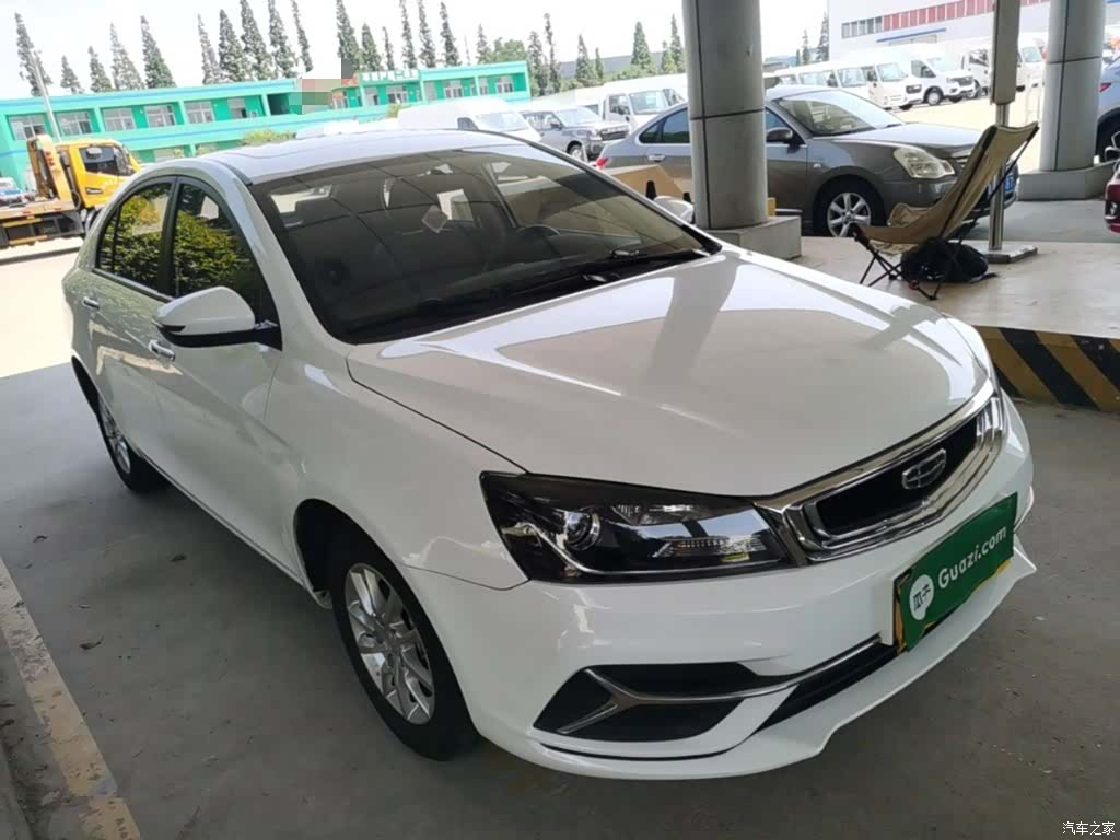 Geely Emgrand, 2021 4